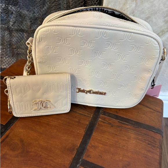 Juicy Couture Ivory Crossbody Bag and Wallet Duo - Picture 1 of 14